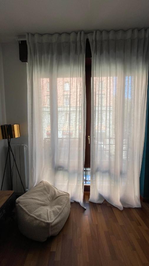 Bocconi 1 Bdr With Style Daire Milano Dış mekan fotoğraf